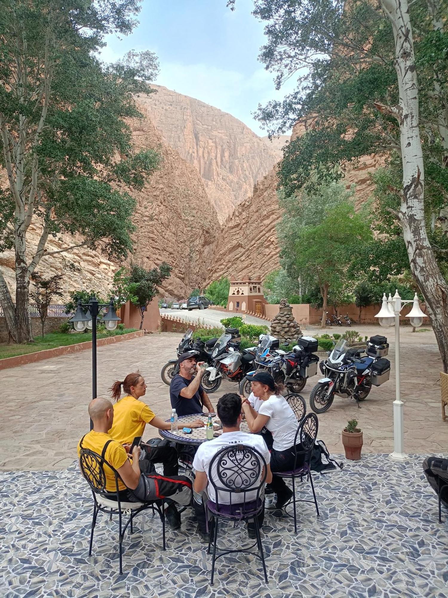 Berbere De La Montagne Hotel Imdiazene Exterior foto