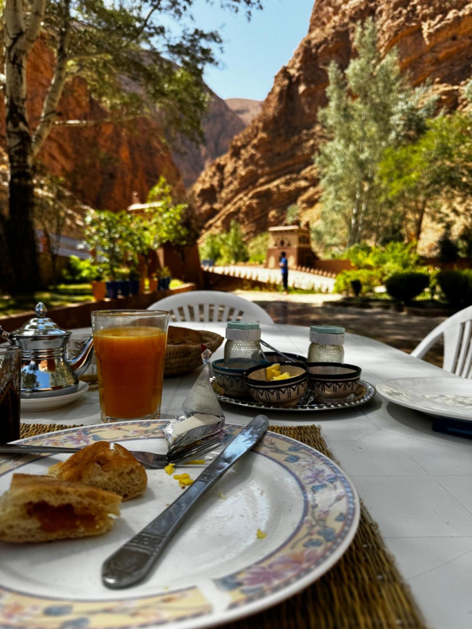 Berbere De La Montagne Hotel Imdiazene Exterior foto
